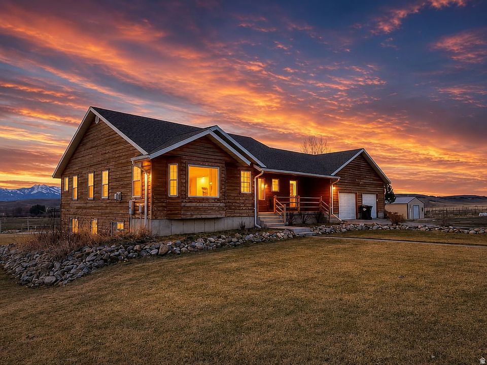 1st image of 333 Lago Liberty Rd