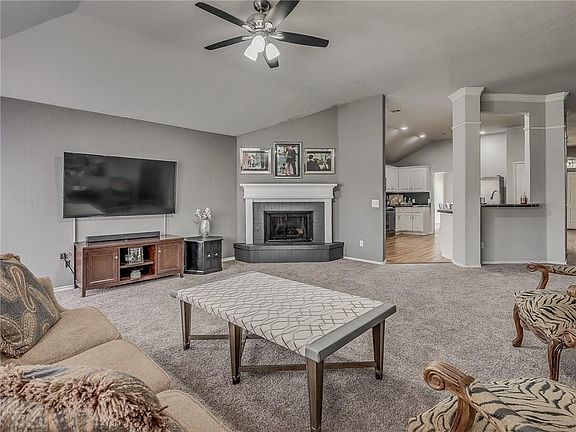 5th image of 2109 Cedar Meadow Ln