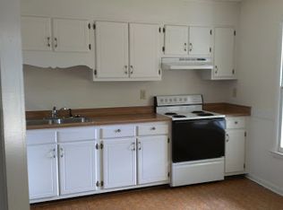 6430 Rannock Dr, Fayetteville, NC 28304