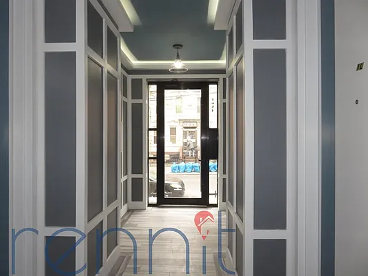 Rented by Rennit Inc. | media 35