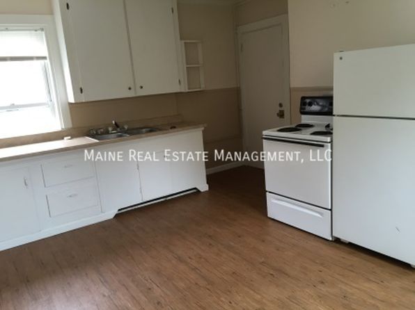 345 Hancock St #2, Bangor, ME 04401