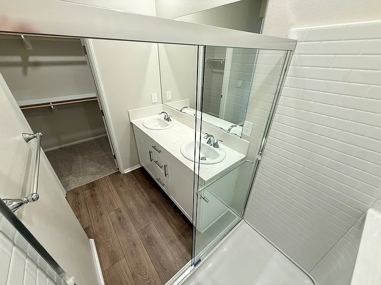 4889 Merida Way — Photo 35