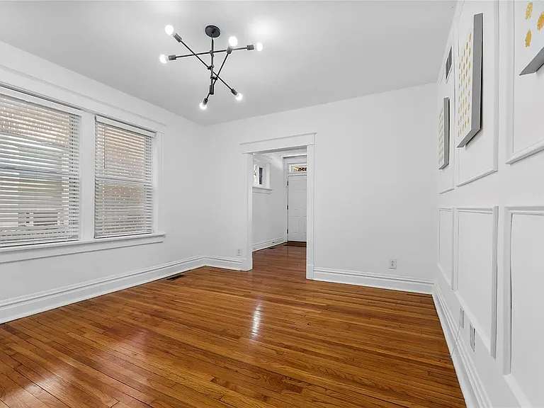 2120 Portis Ave #1F — Photo 6