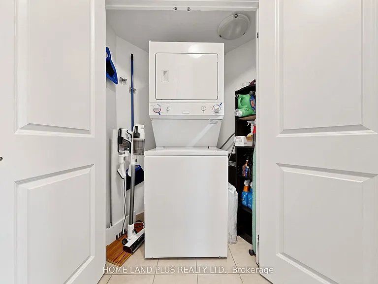 18 Harding Blvd #721 — Photo 22