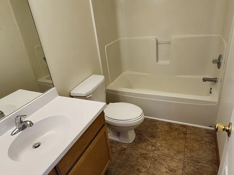 256 College Ave #2 — Photo 9