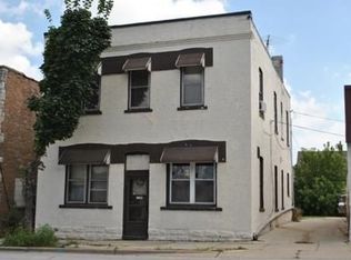 1104 S 60th St, Milwaukee, WI 53214