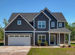 89 Tanglewood Ct, Hampstead, NC 28443