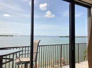 7845 NE Bayshore Ct APT 17, Miami, FL 33138