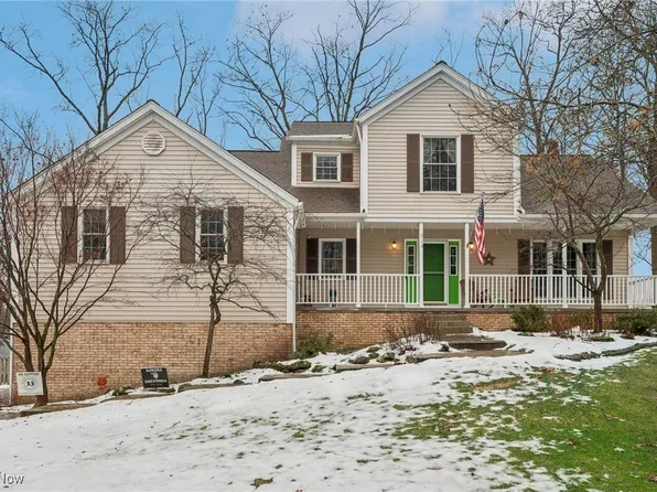 314 Chelmsford Dr, Aurora, OH 44202
