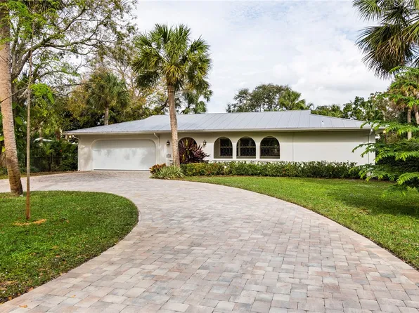 976 25th St, Vero Beach, FL 32960