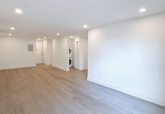 3rd image of 60 E 12th St APT 10A