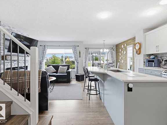5th image of 34 Rolston Close