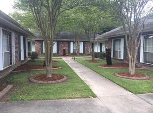 929 Ridgefield Rd, Thibodaux, LA 70301