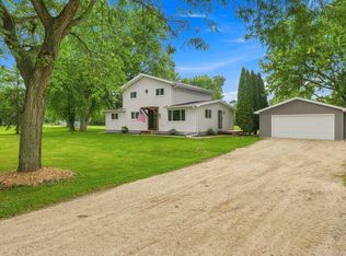 W7457 Lincoln Rd, Van Dyne, WI 54979