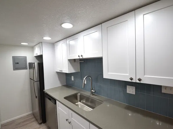 4440 Laguna Pl - Meadows Apartments, 4440 Laguna Pl #110, Boulder, CO 80303