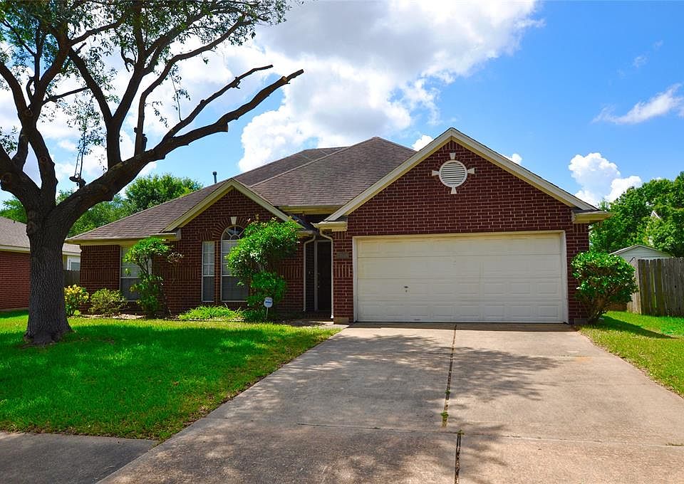 1st image of 21711 Bay Palms Dr