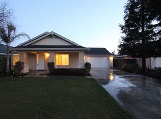 1312 Walnut St, Selma, CA 93662
