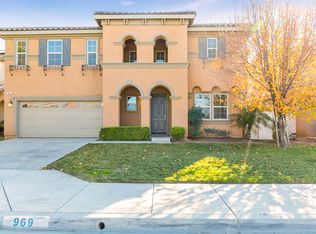 969 Curlew St, Perris, CA 92571