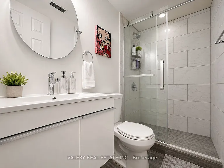 45 Hansen Rd N #20 — Photo 8