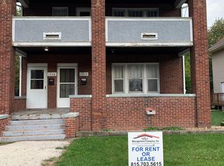 1710 8th St #1, Rockford, IL 61104