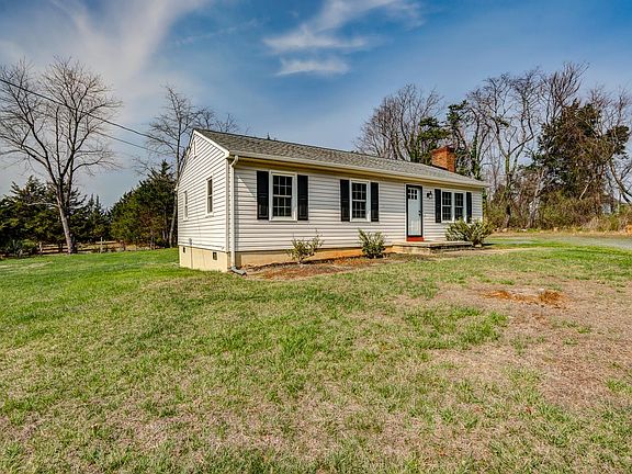 3rd image of 498 Partridge Creek Rd