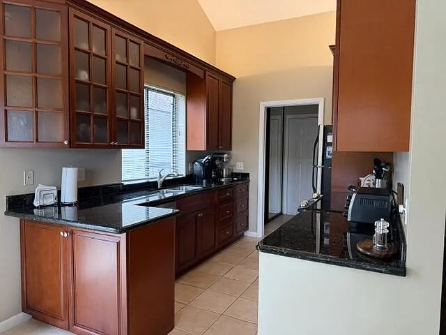 254 Ridge Rd — Photo 2