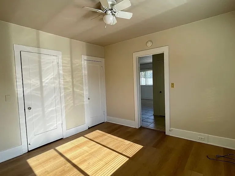 1624 Macarthur Blvd — Photo 5