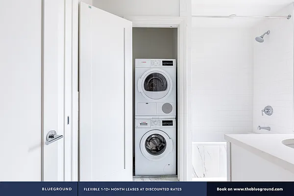 Rented by The Blueground | media 18