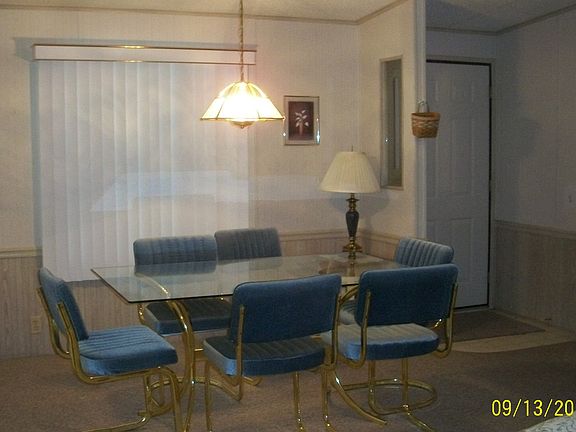 2nd image of 218 Queen Mary Loop