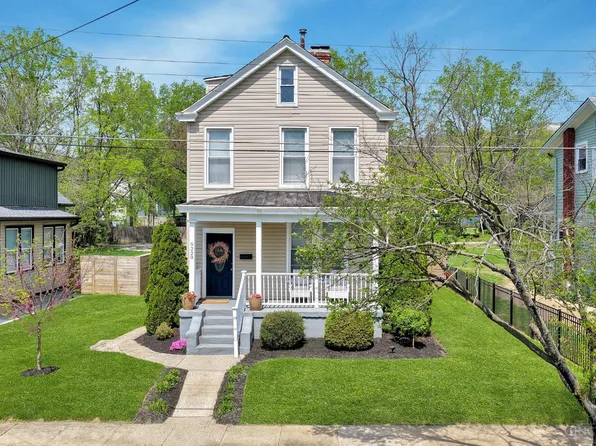 6228 Desmond St, Cincinnati, OH 45227