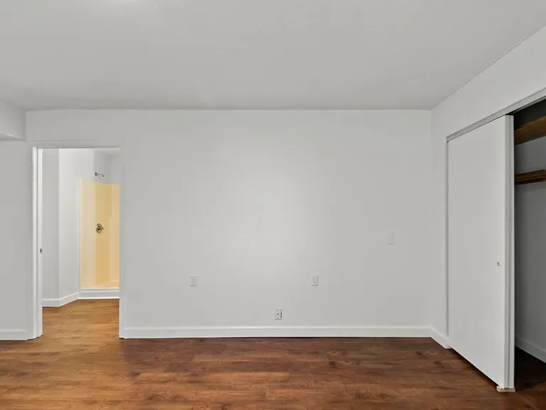 Metro Apartments At Bethalto — Photo 26