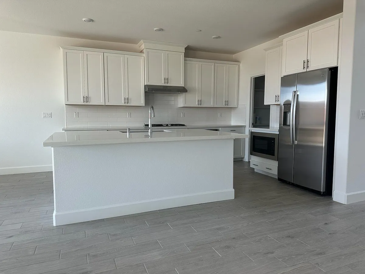 Building Photo - 1104 Blue Range Way