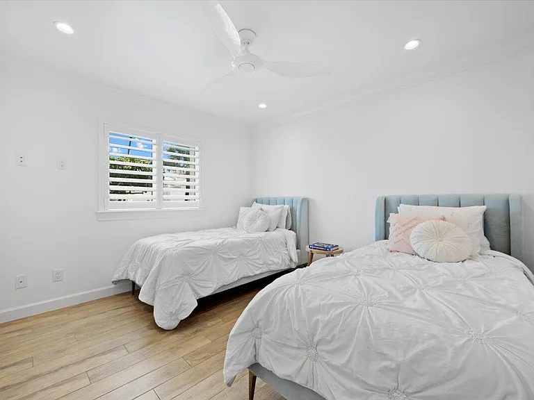 48 Ocean Dr — Photo 20