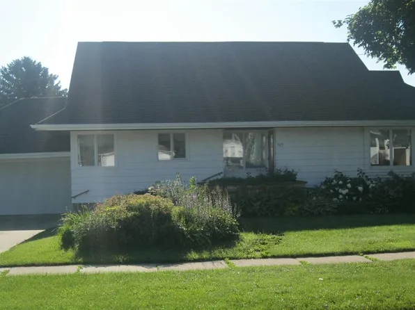 505 S Egbert St, Monona, IA 52159