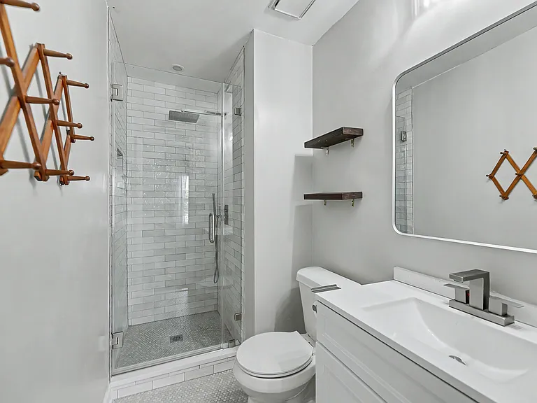 Primary ensuite bathroom