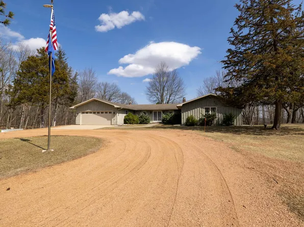 N6208 9th Dr, Westfield, WI 53964