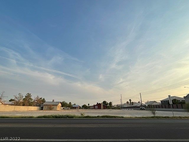1st image of Rio Vista St