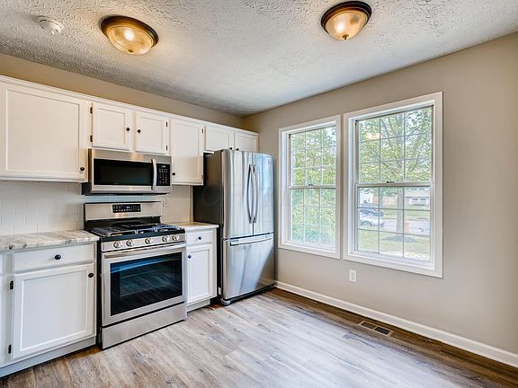 4th image of 6889 Bennell Dr