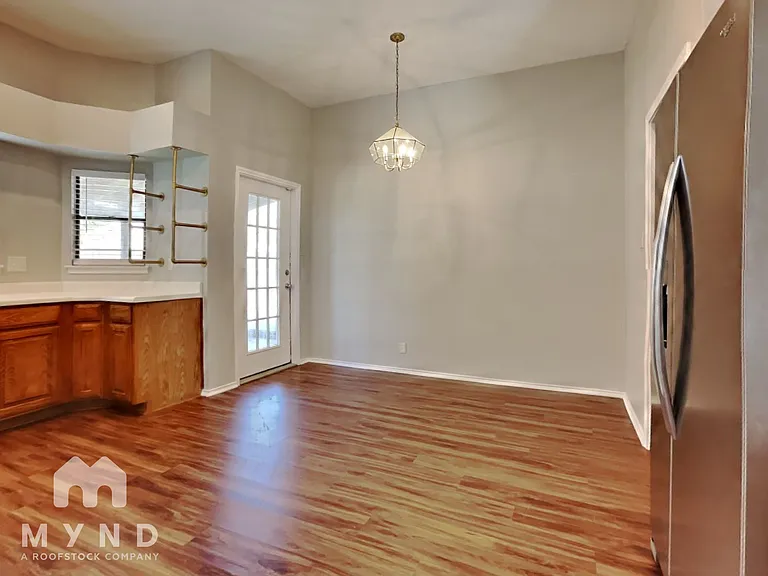 3403 Shallow Grv — Photo 8