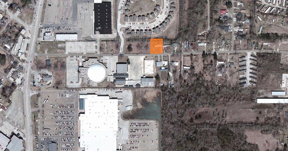 1st image of 245 Edgewood Dr
