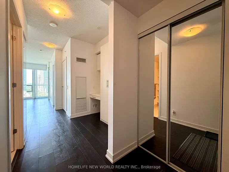 2200 Lake Shore Blvd W #1608 — Photo 8