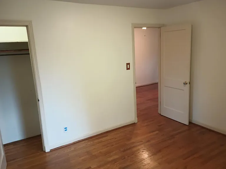 6004 Piedmont Pl — Photo 7