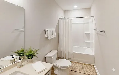 3 bed, 1351 sqft, $2,100 — Photo 3