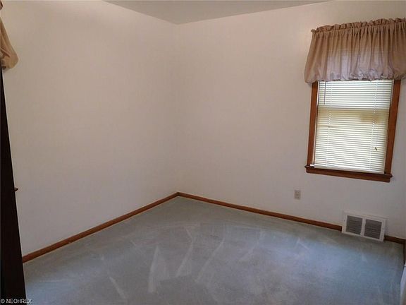 2nd image of 19288 Stafford Ave