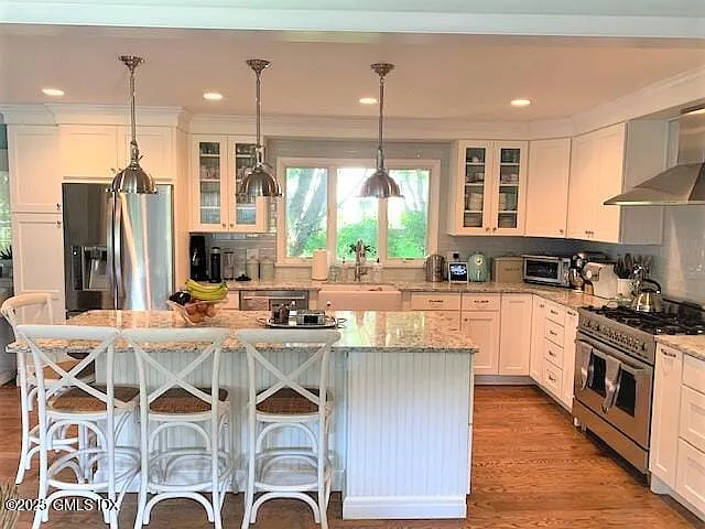 8 Perry Pl — Photo 4