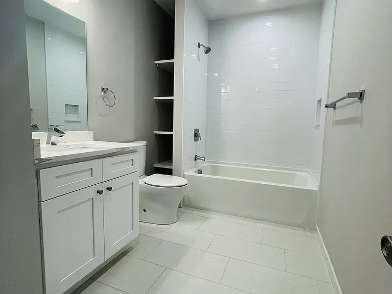 345 Pleasant St #9 — Photo 2
