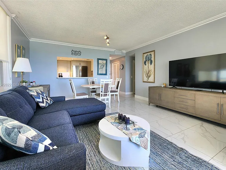 3505 S Ocean Dr #821 — Photo 6