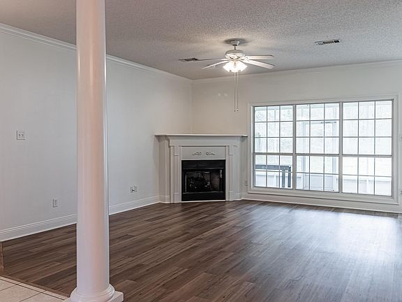 5th image of 326 Timberwood Dr