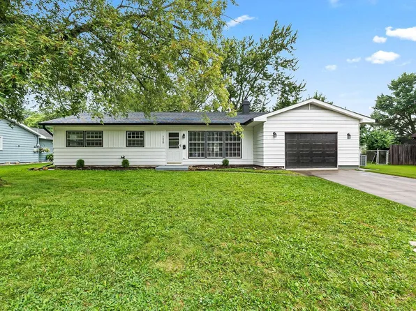 7520 Kingsway Dr, Fort Wayne, IN 46819