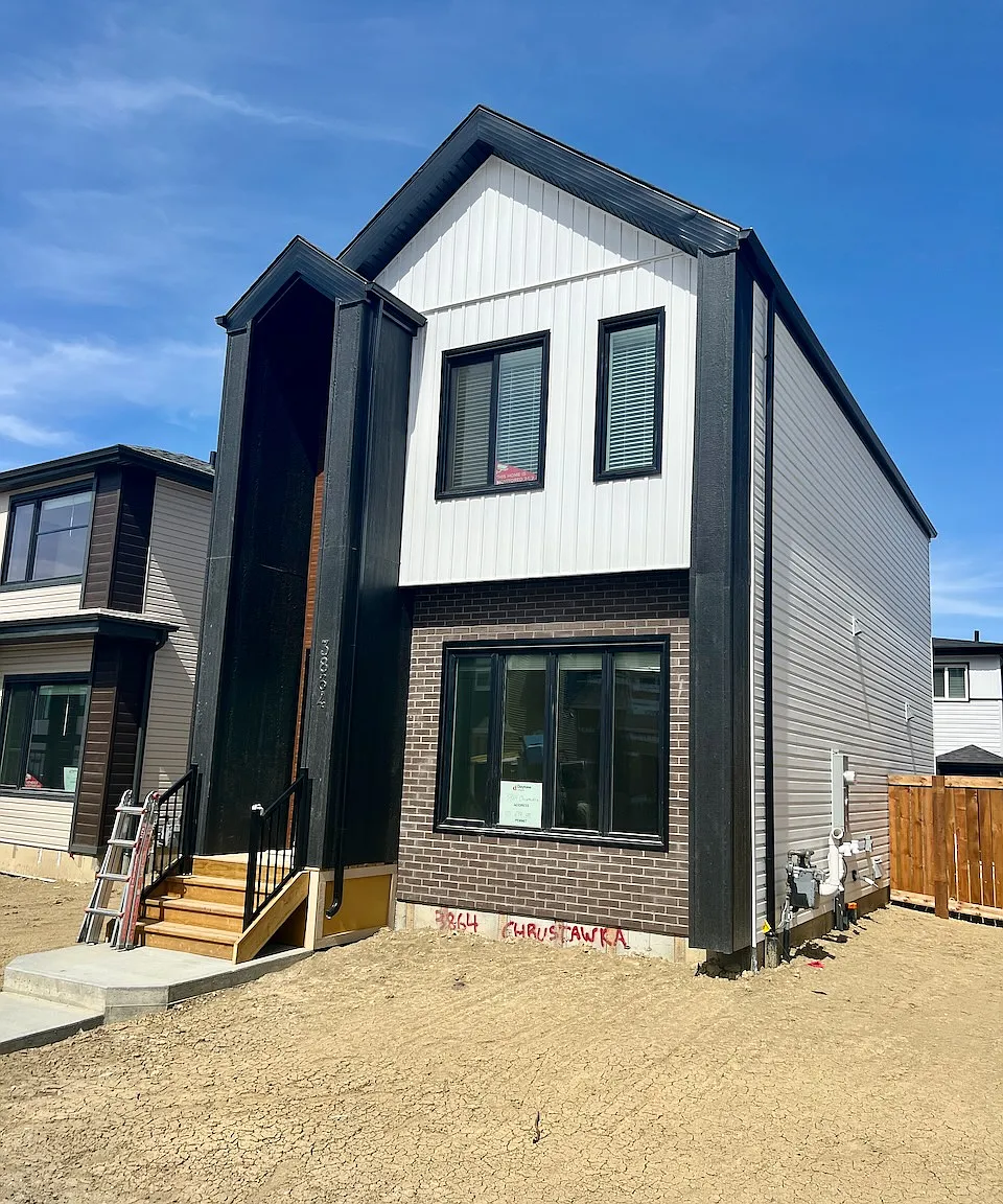 1 Bed 1 Bath Suite For Rent Chappelle SW Edmonton — Photo 1